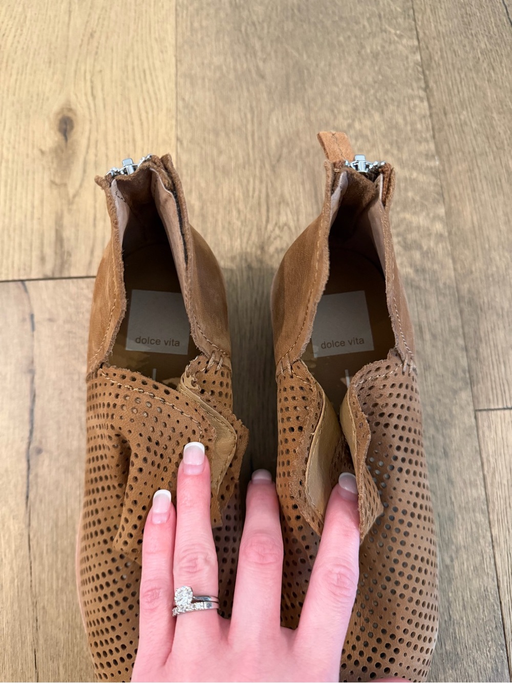Dolce Vita Tommi Ankle Bootie Size 7.5 Brown Leather Perforated Zip Up Block - Picture 7 of 7